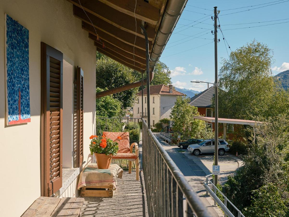 Osteria Grütli con alloggio Borgnone Exterior foto