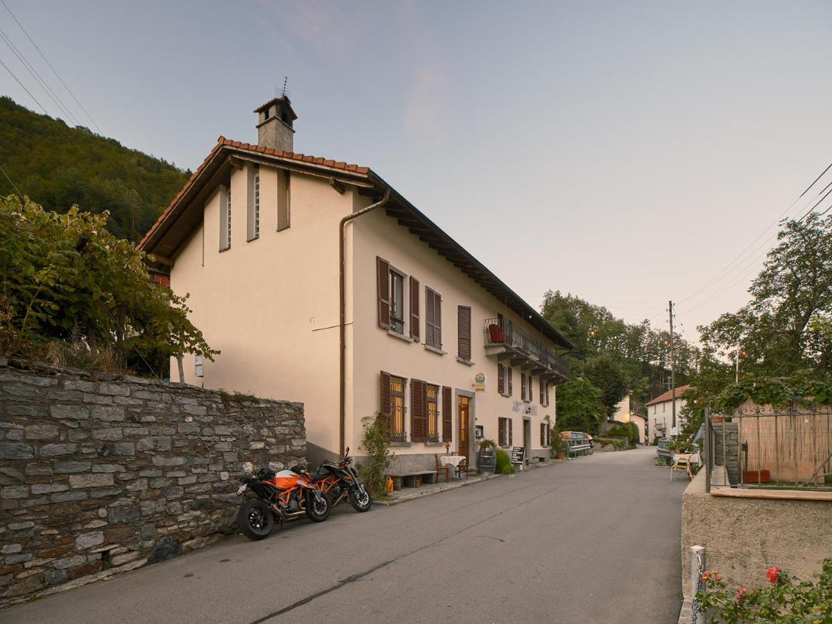 Osteria Grütli con alloggio Borgnone Exterior foto