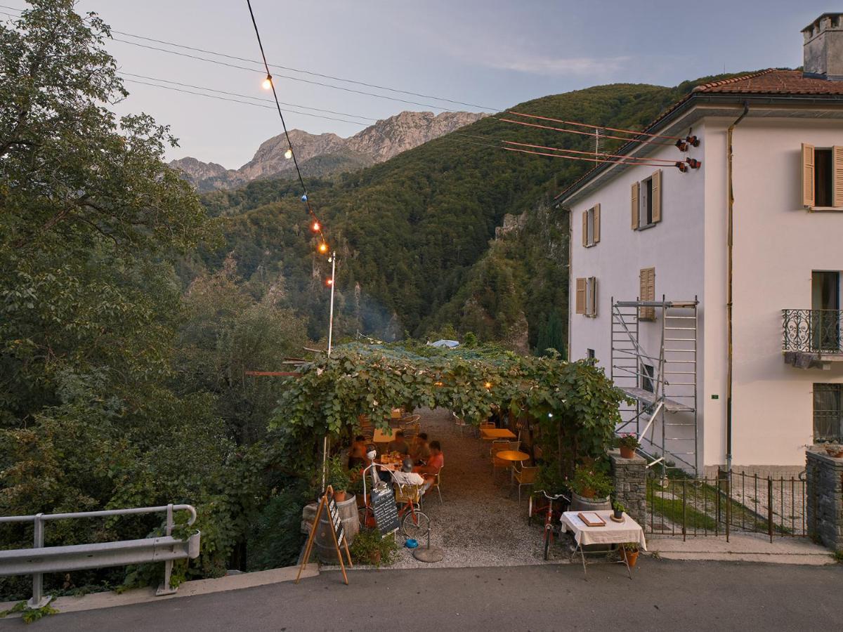 Osteria Grütli con alloggio Borgnone Exterior foto